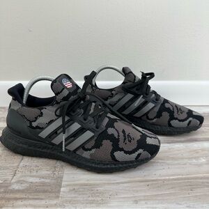 Adidas Black Camo Sneakers‎